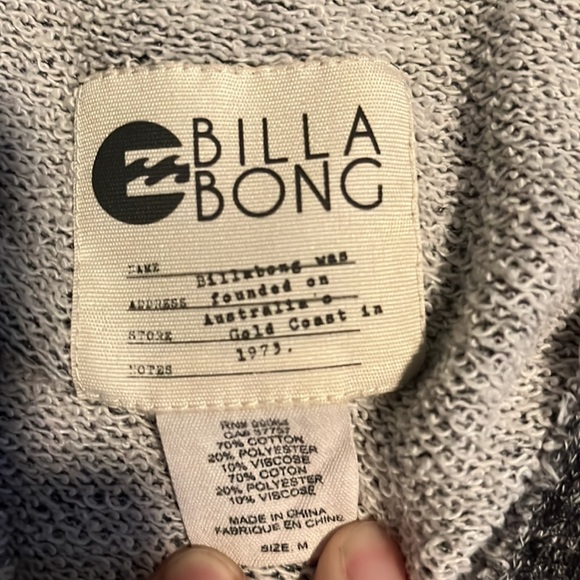 Billabong hoodie size Medium - Picture 2 of 4